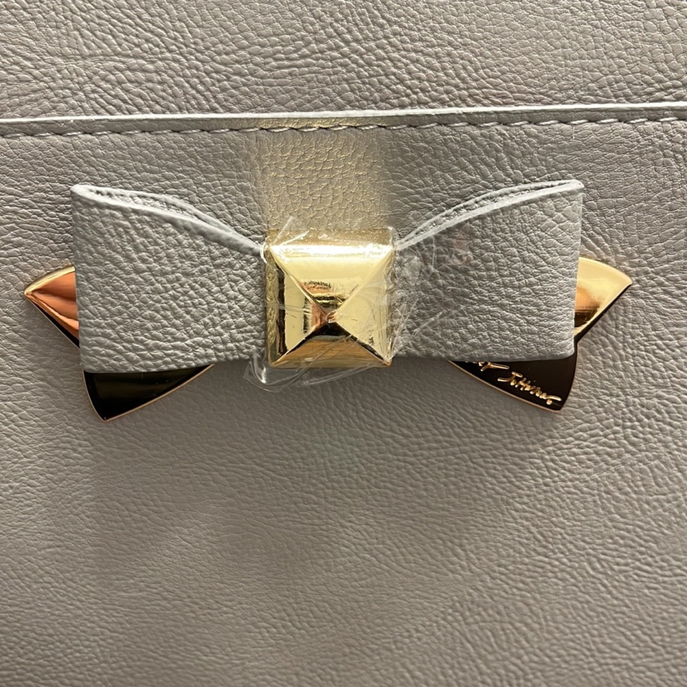 ⭐️SALE⭐️ Betsy Johnson purse with removable pouch - Picture 3 of 10